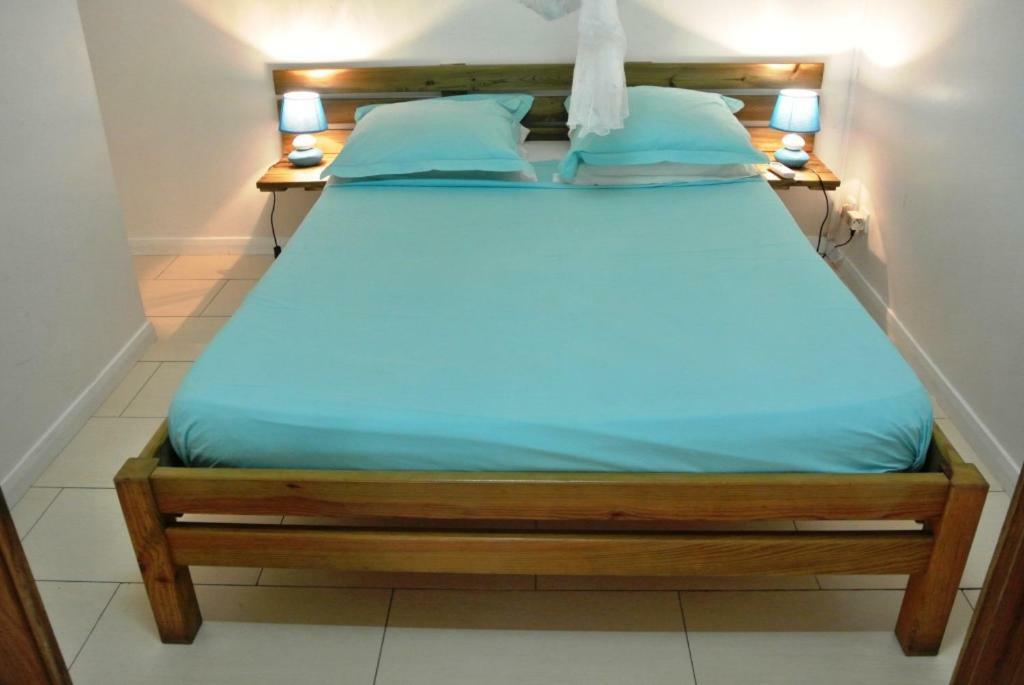 Bungalows Malueva 1 Chambre Et 1 Mezzanine A 5Min De La Plage De La Caravelle Сент-Анн Экстерьер фото